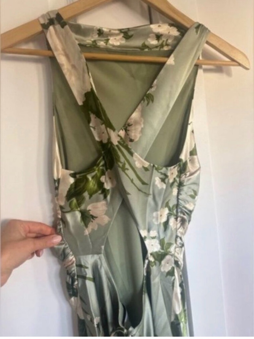 NEW Reformation Anaiis Long Silk Dress Tarragon Green Floral | size 4 - Picture 9 of 10